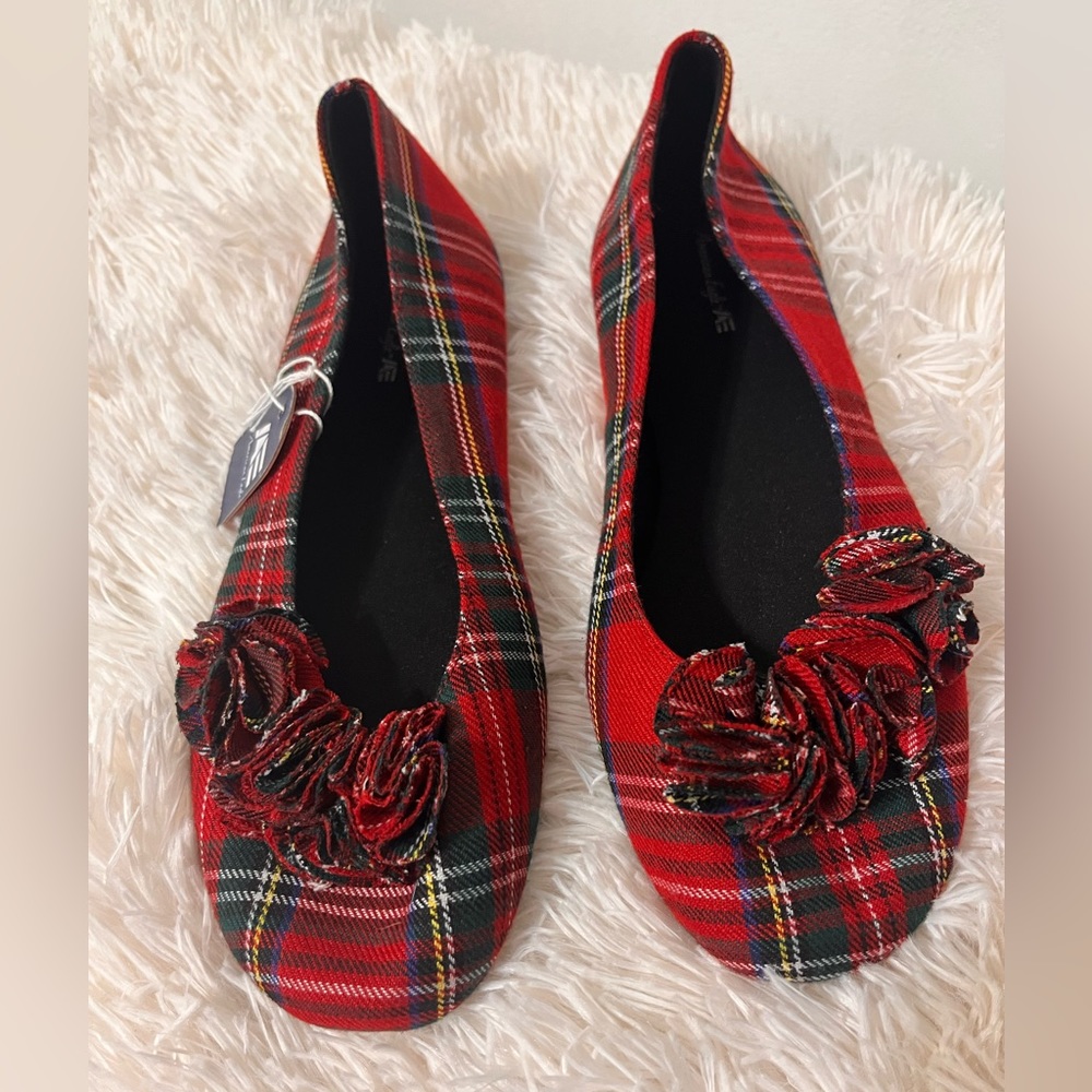 American Eagle Girls Size 4 Plaid Flats - Picture 1 of 7